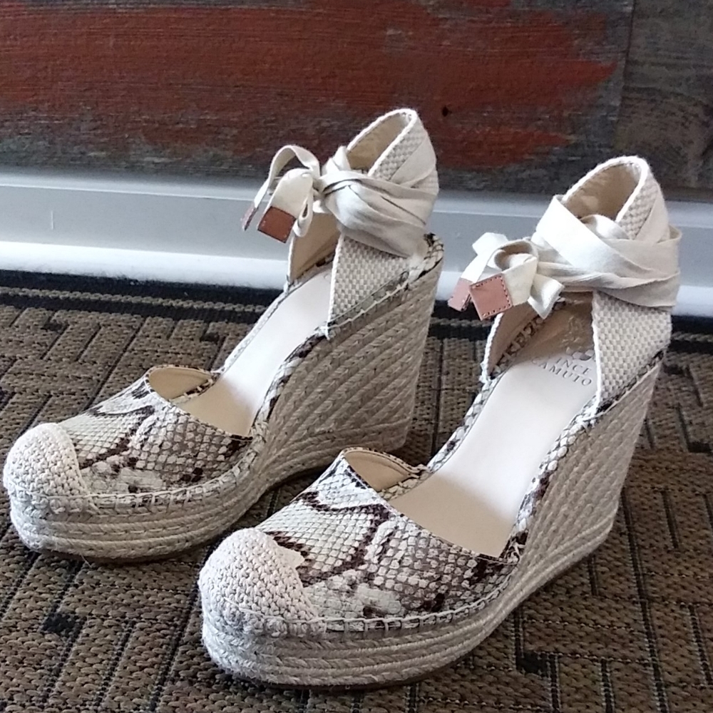 Vince Camuto Espadrille Wedge Size 9M